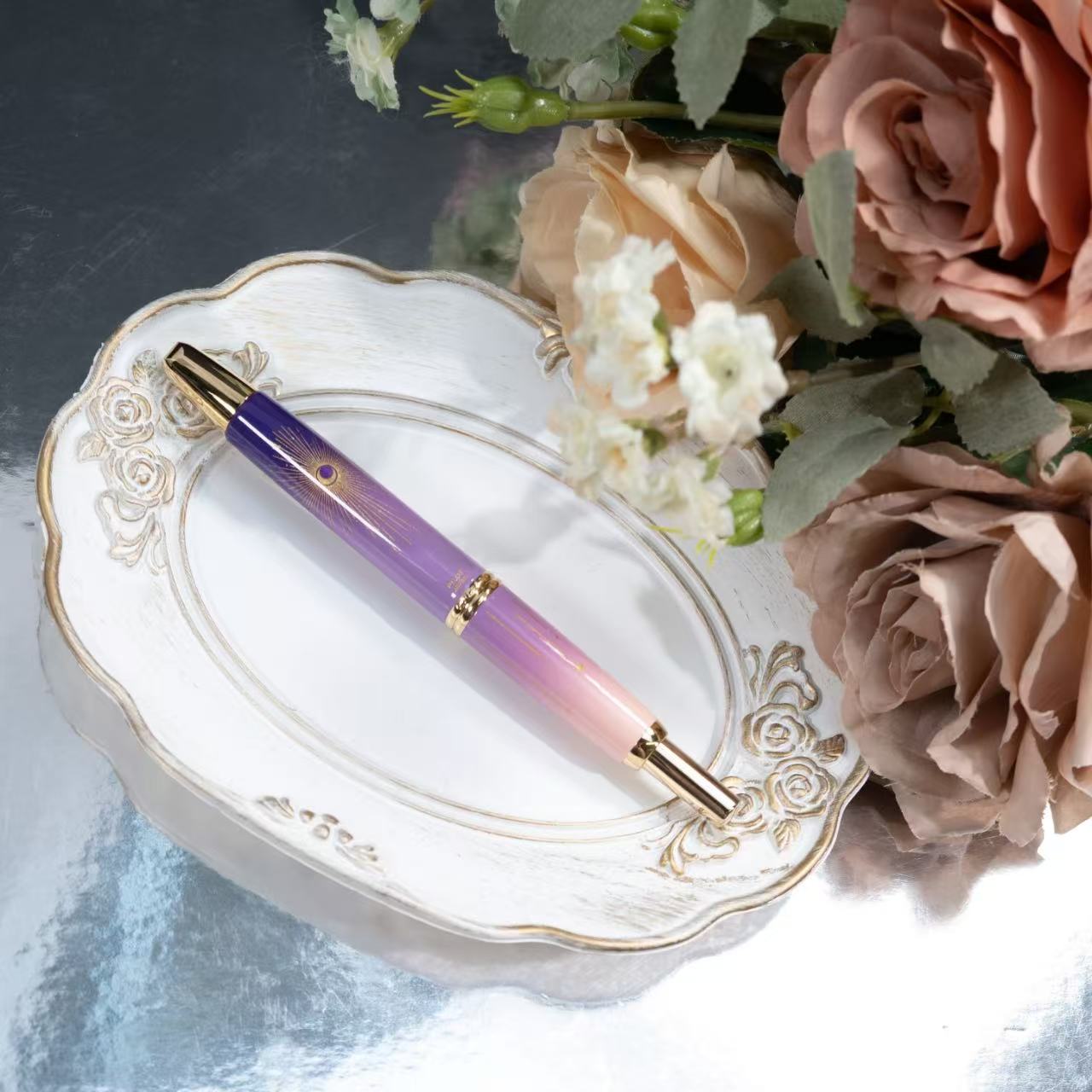 Pilot Capless “Star & Moon” – Kingstone 35th Anniversary Limited Edition