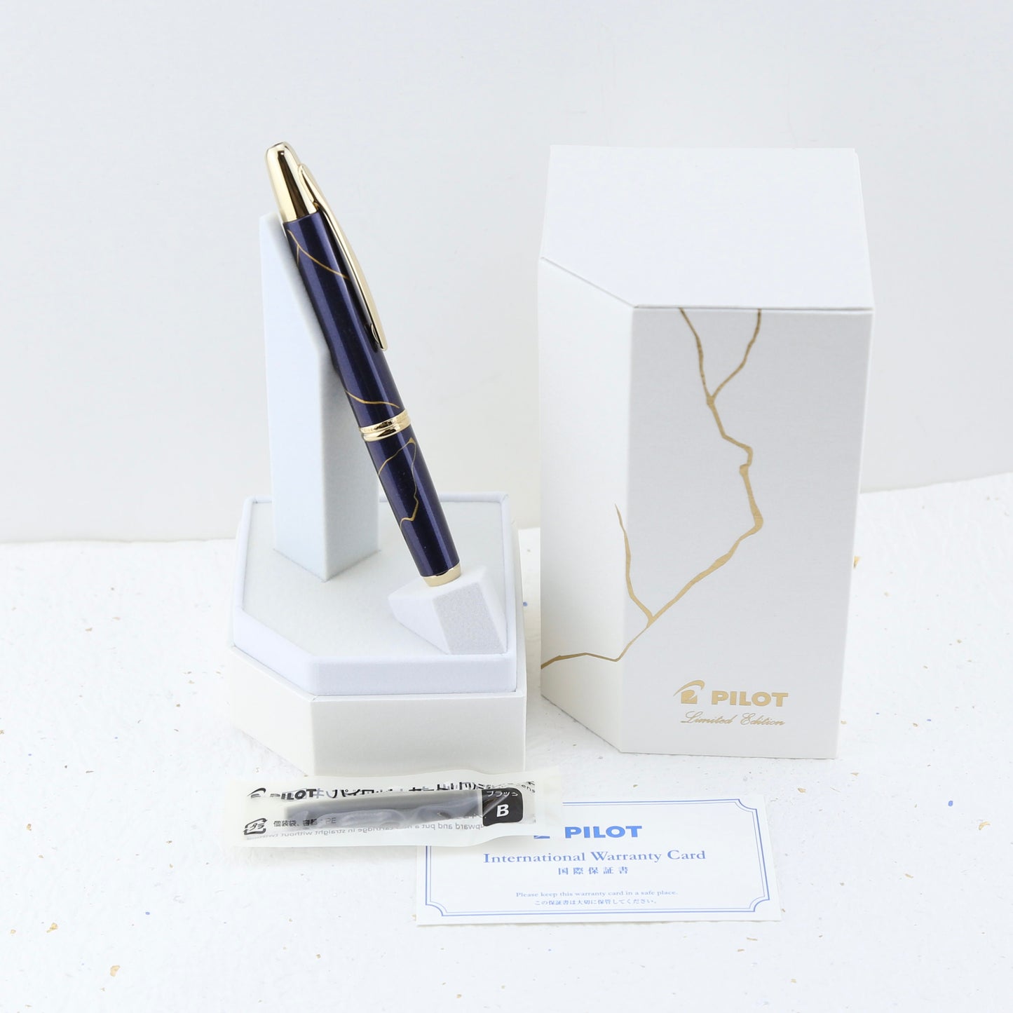 Pilot Capless Golden Journey 2026 Limited Edition
