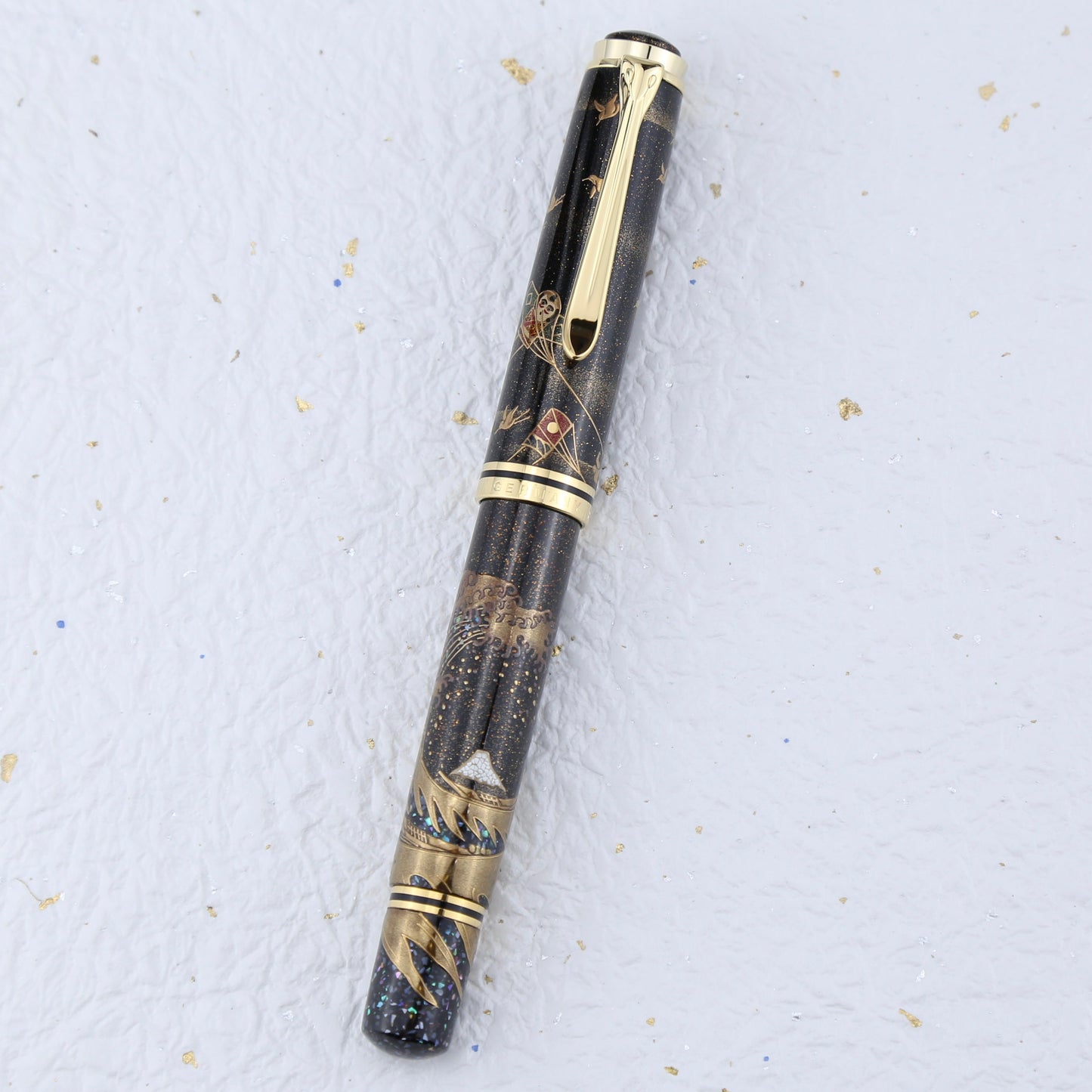 Pelikan M1000 Maki-e Nami (Waves)