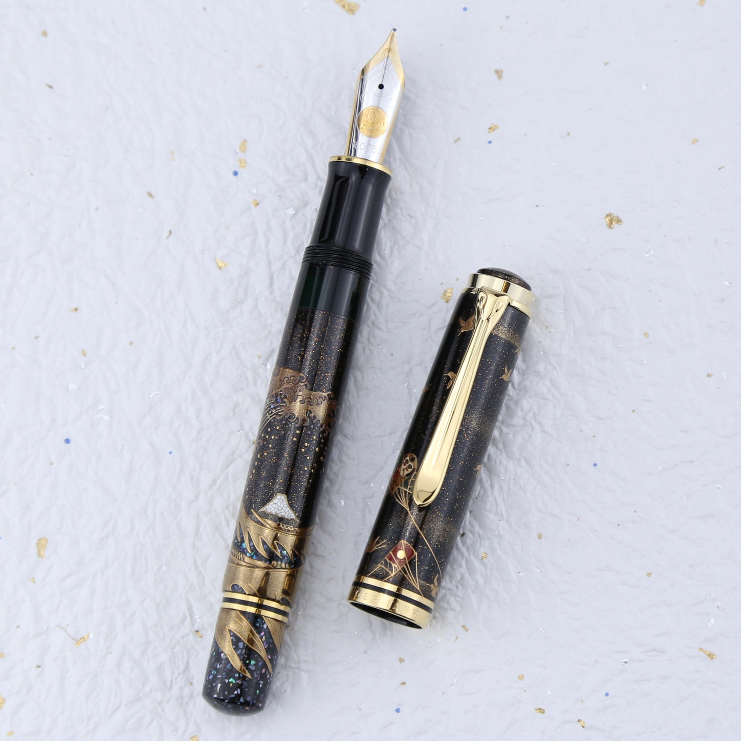 Pelikan M1000 Maki-e Nami (Waves)