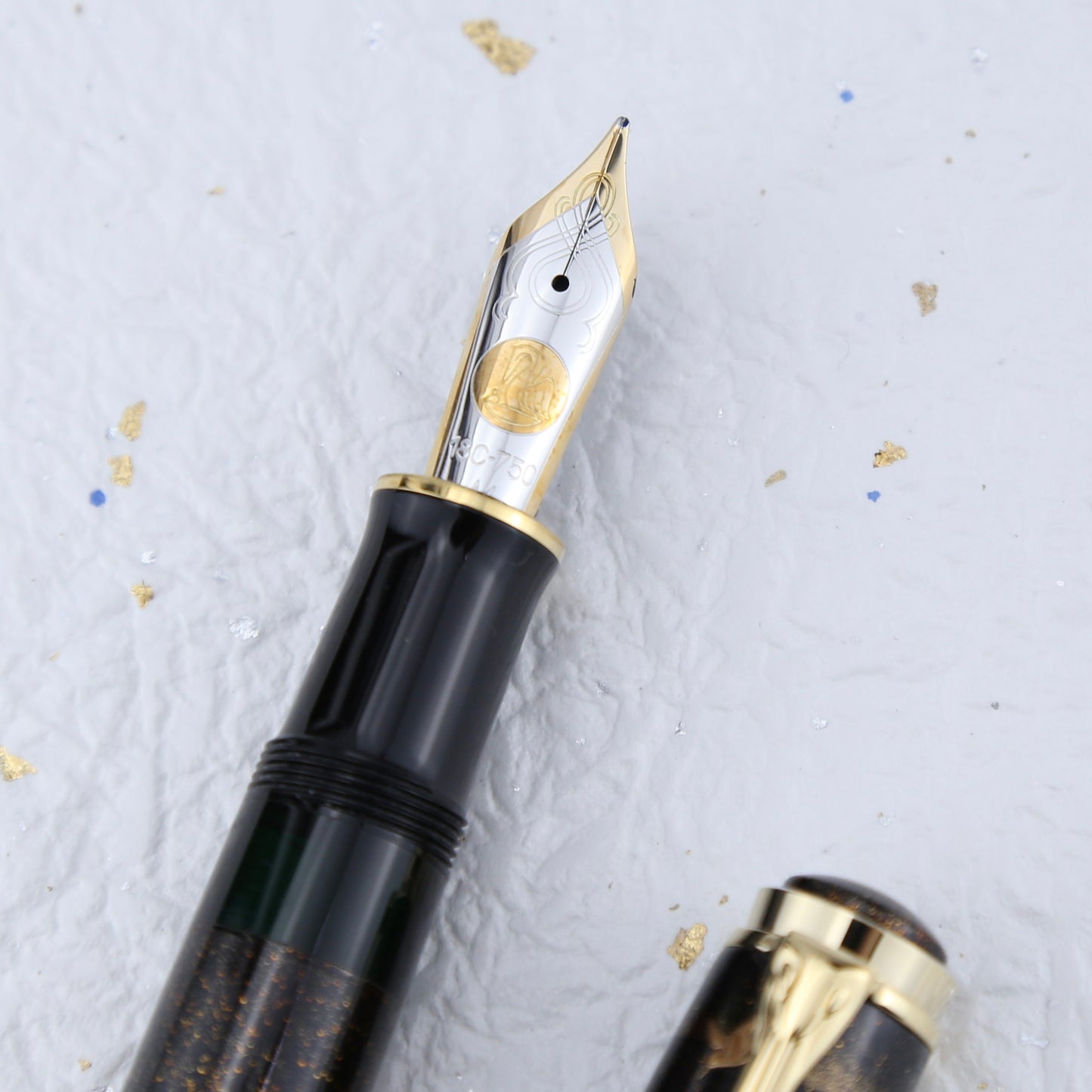 Pelikan M1000 Maki-e Nami (Waves)