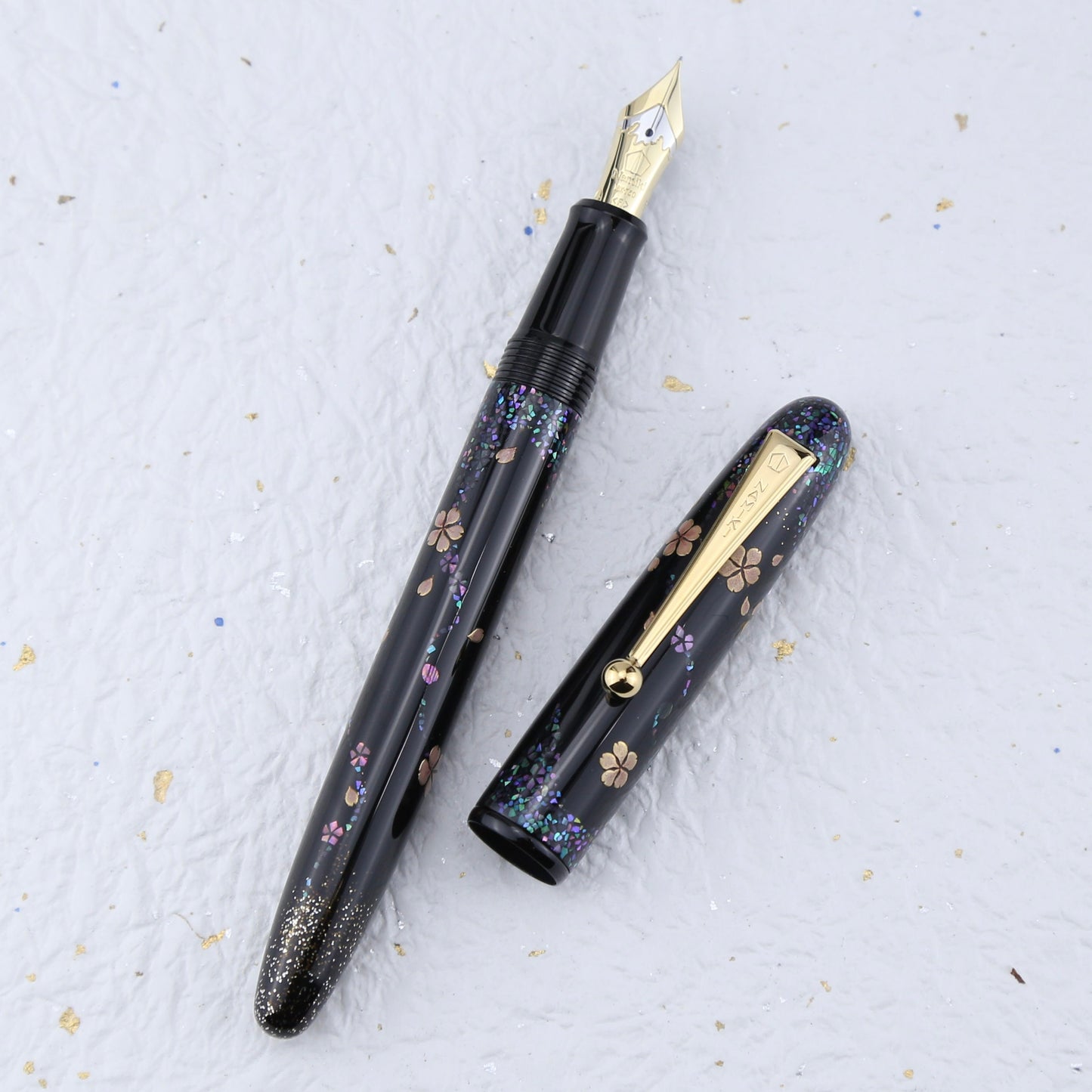 Namiki No. 10 Maki-e Fountain Pen — Cherry Blossoms at Night (夜桜)