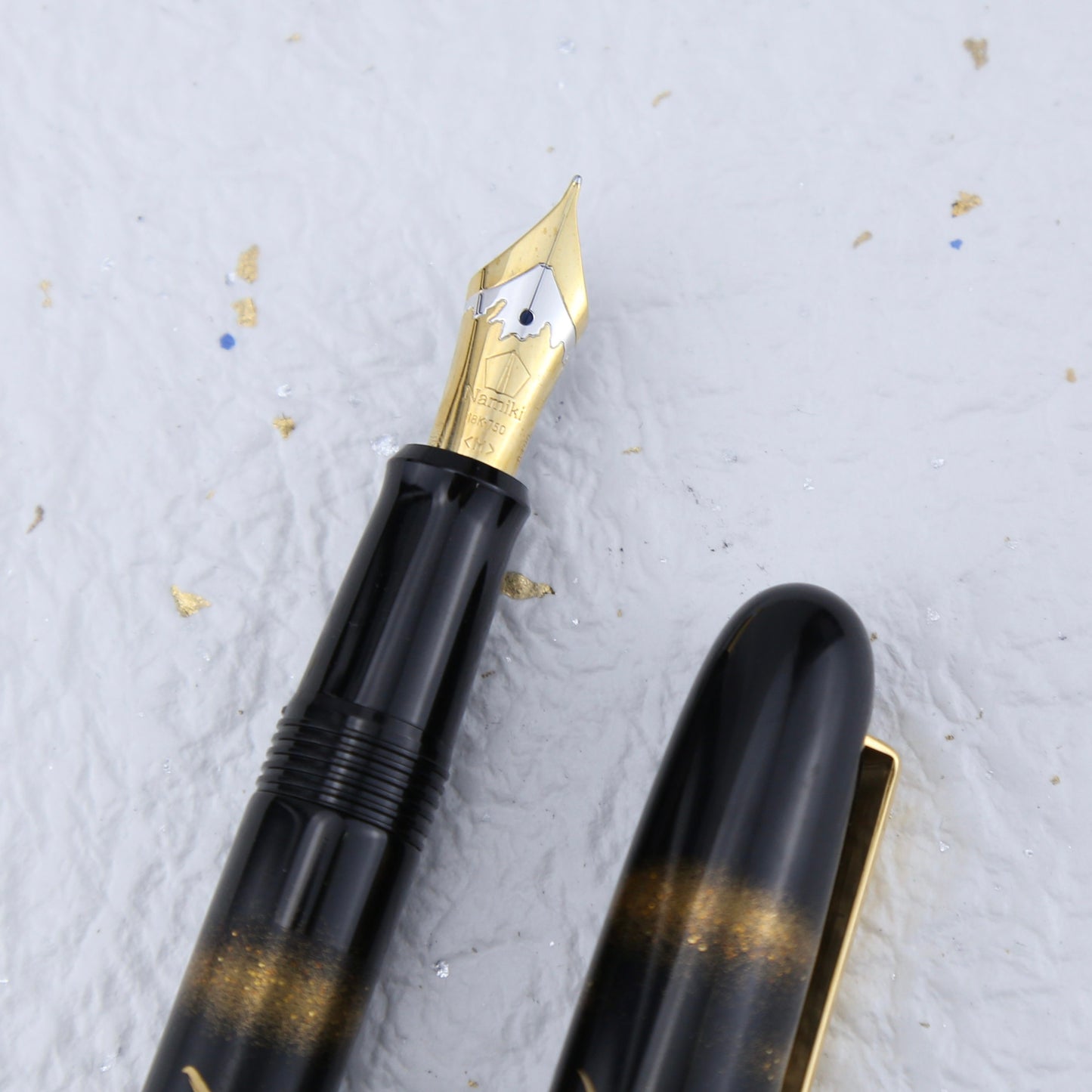 Namiki No. 10 Maki-e Fountain Pen — Pelican | By Norifumi | Discontinued
