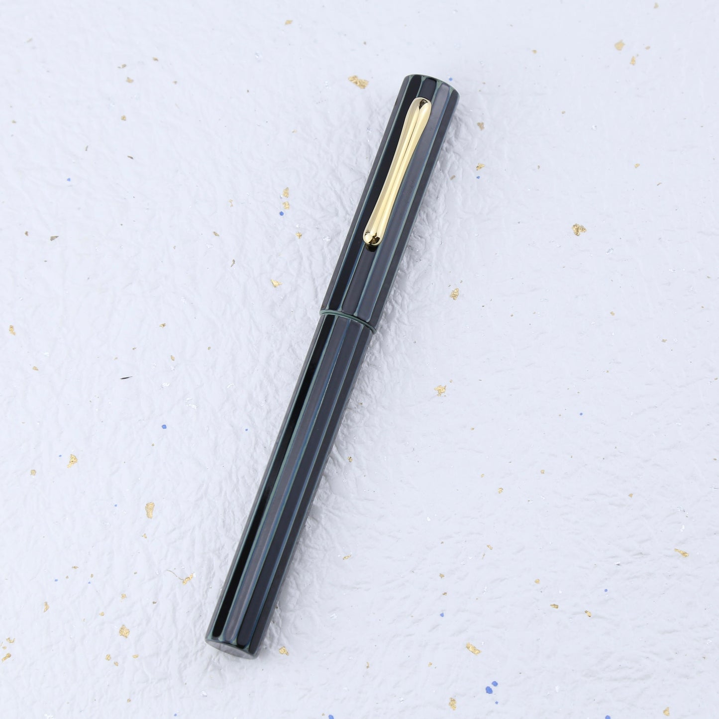 Taccia Kakutate “Asagi” Fountain Pen