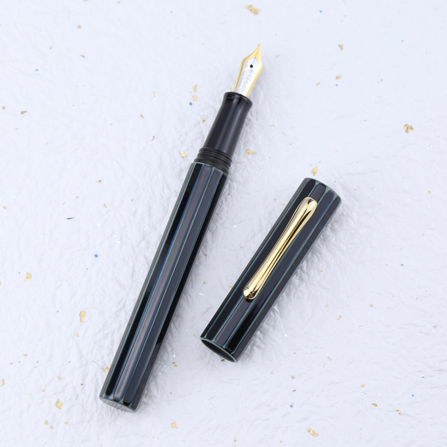 Taccia Kakutate “Asagi” Fountain Pen