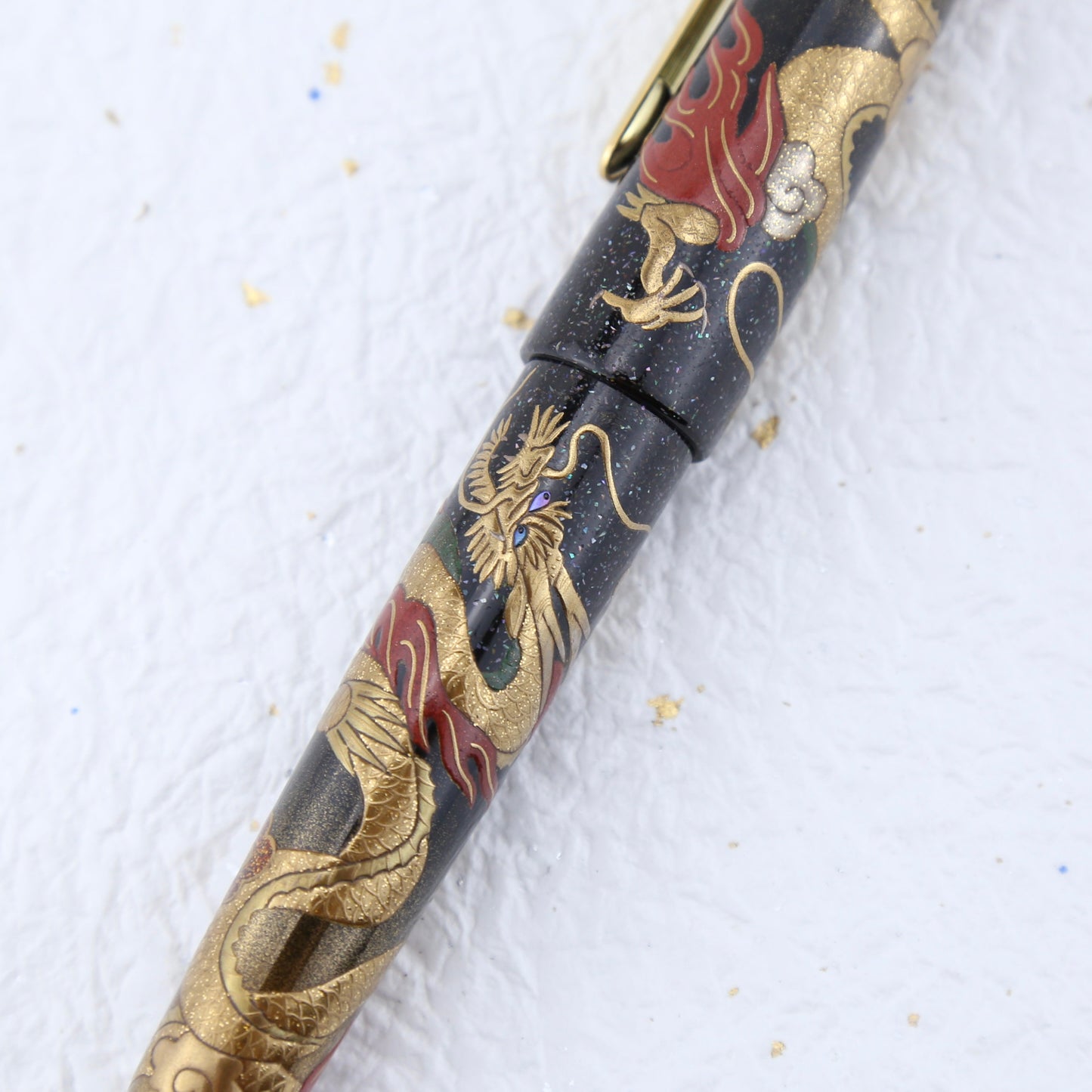 Sailor Maki-e Twin Dragons and Flaming Pearl Fountain Pen