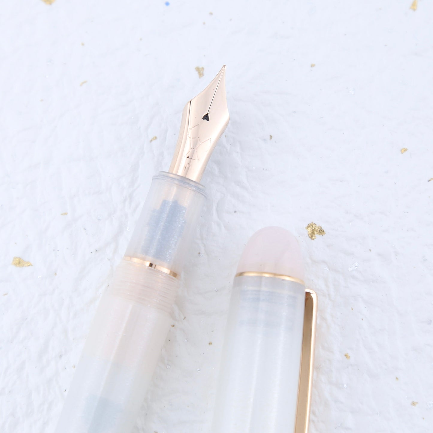 Hachimonjiya × Platinum Limited Edition Fountain Pen “First Snow”