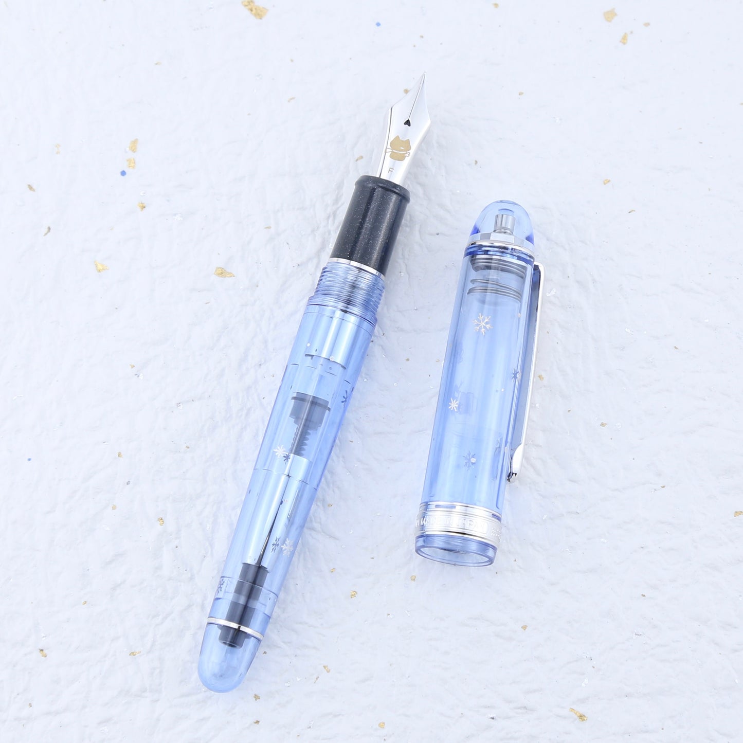 Platinum Limited Edition Fountain Pen “Yuki Asobi”