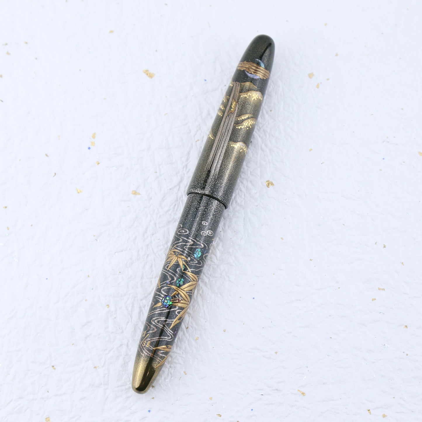 Sailor Taki to Shizen — Firefly Maki-e Fountain Pen | Limited to 28 Pieces