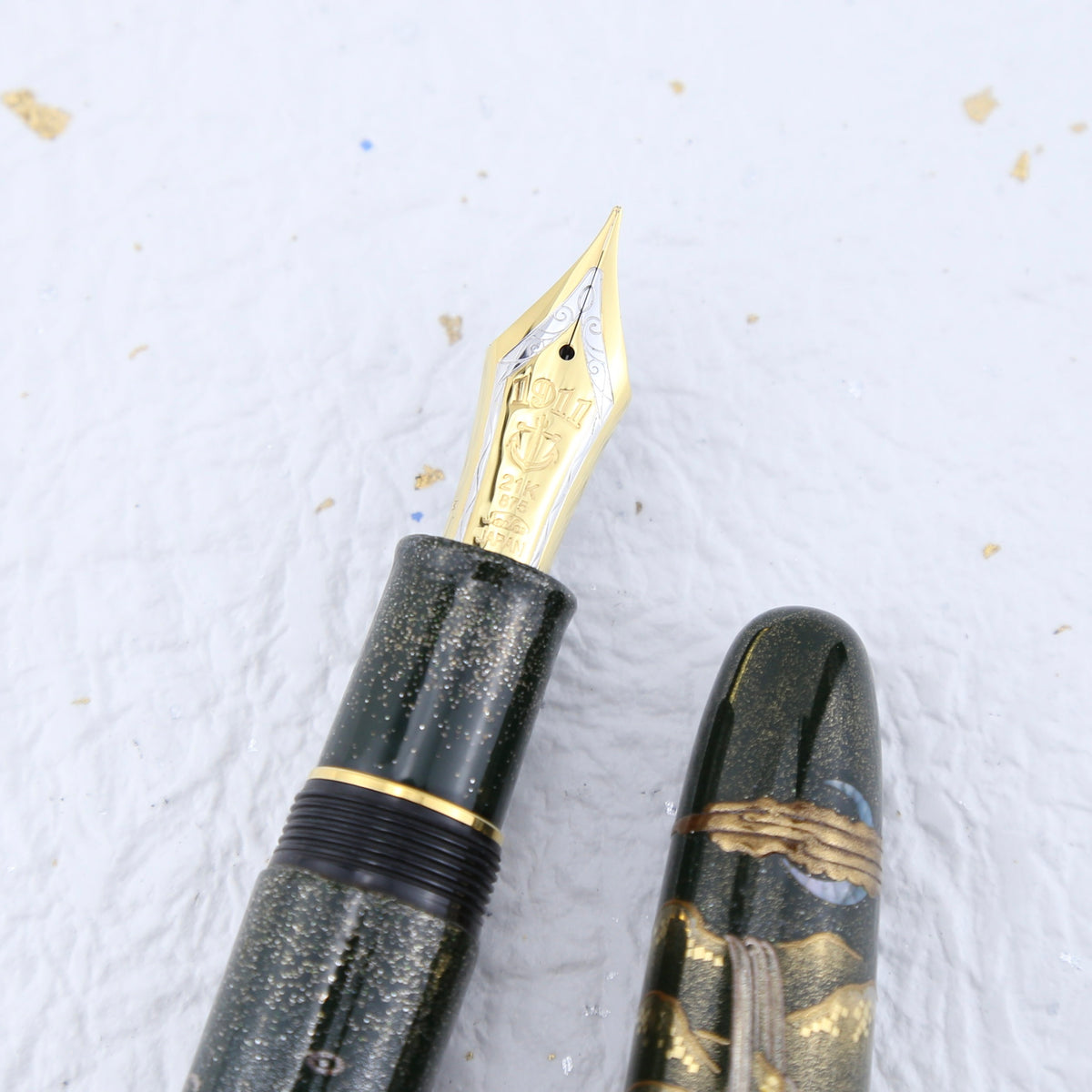 Sailor Taki to Shizen — Firefly Maki-e Fountain Pen | Limited to 28 Pieces