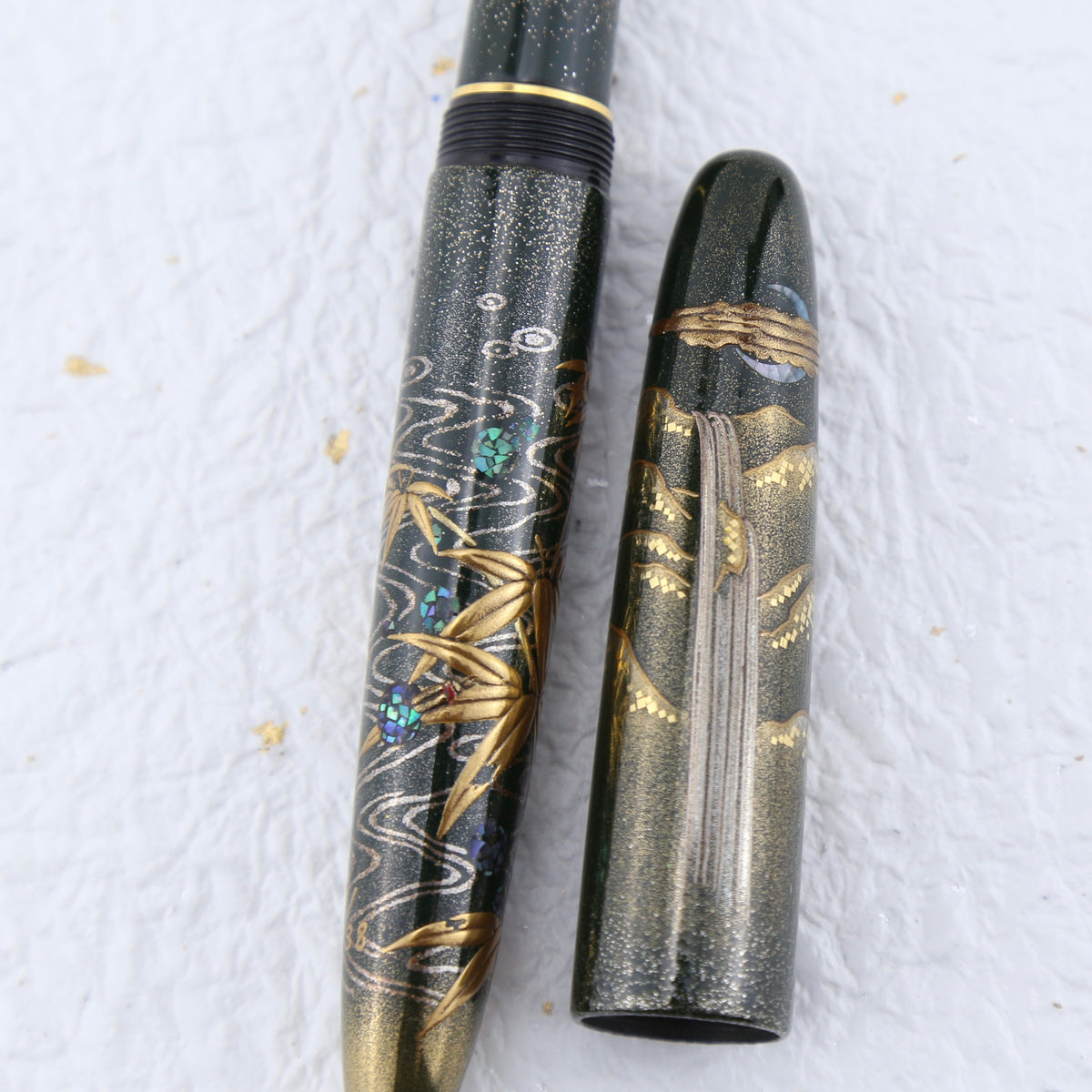 Sailor Taki to Shizen — Firefly Maki-e Fountain Pen | Limited to 28 Pieces