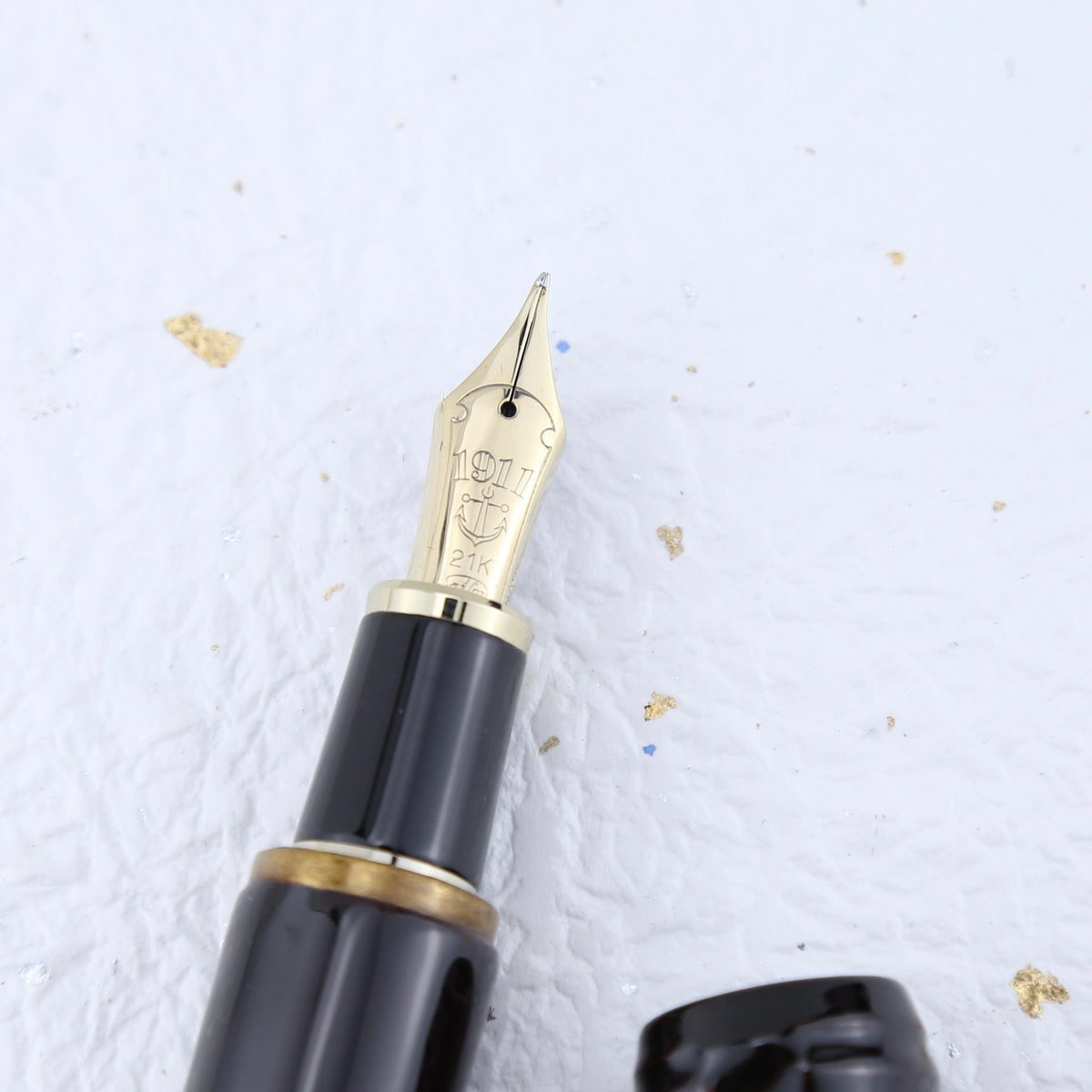 Sailor Susutake Urushi Kinji Maki-e Naginata Fountain Pen